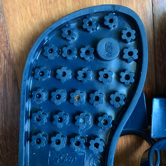 Gap Baby Girls Toddler Navy Jelly Sandals Pool 6 - Picture 3 of 4